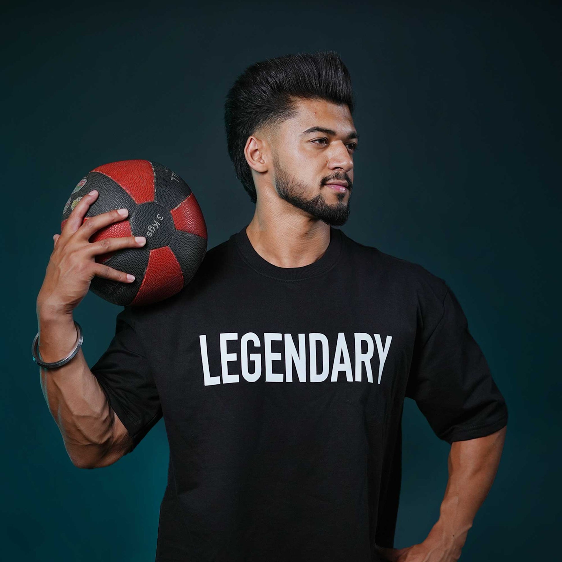 Legendary-Unstoppable-Oversized-black-2